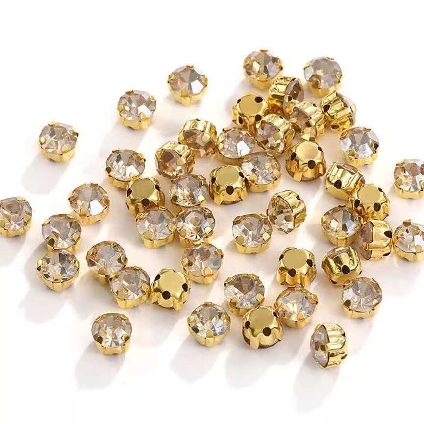 4mm Sew-On Crystal Rhinestones in Champagne