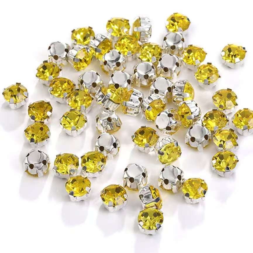 4mm Sew-On Crystal Rhinestones in Lemon