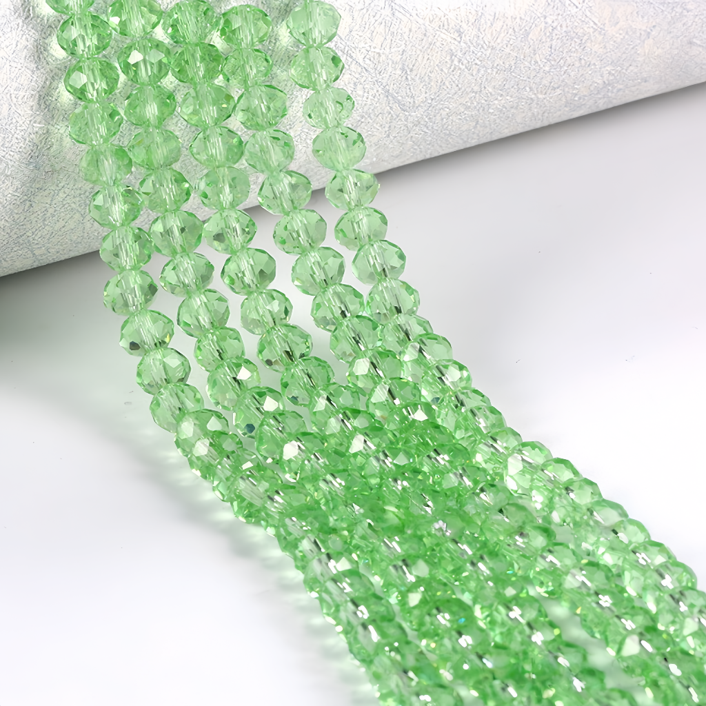 briolette light green