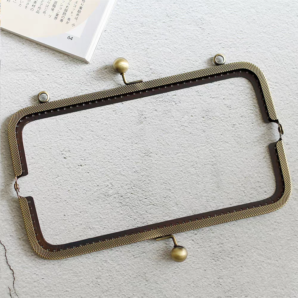 Metal Frame Clasp