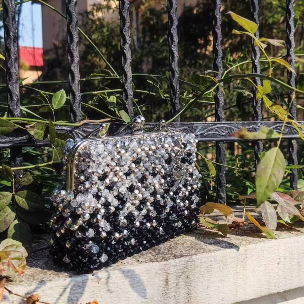 flat moonbag