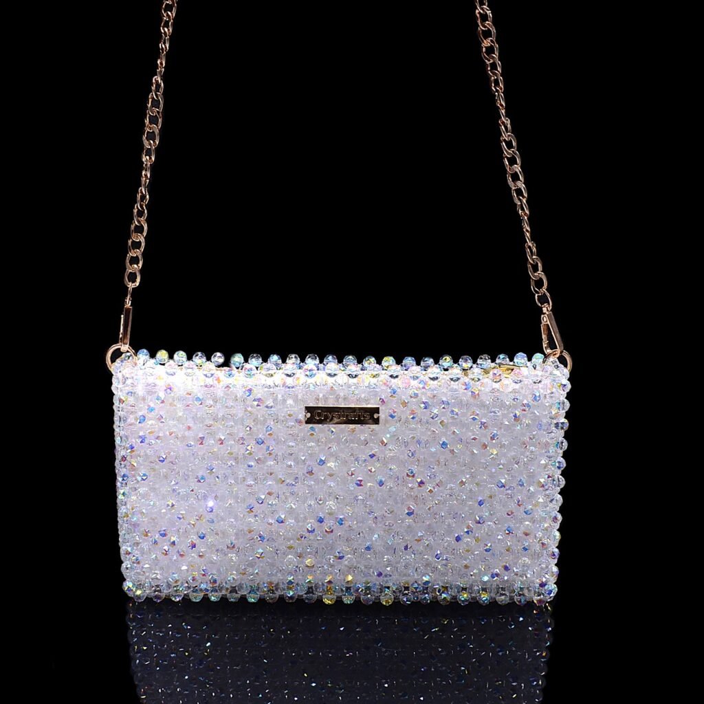 Detachable metal chain strap for classic crystal beaded zipper handbag